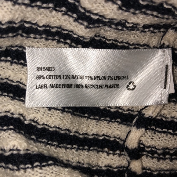 Gap Blue/Tan Sweater Small - Picture 6 of 6